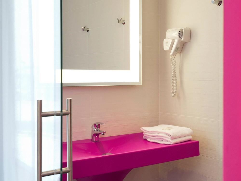 Ibis Styles Nivelles Hotel Ngoại thất bức ảnh
